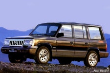 티란도 논란이 아쉬운, 37년 역사의 쌍용 코란도 < 뉴스 < 기사본문 - 오토트리뷴 티란도 논란이 아쉬운, 37년 역사의 쌍용 코란도 - 오토트리뷴