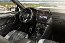 부분변경으로 고급감↑, 폭스바겐 티구안 올스페이스 공개 < 신차 < 자동차 < 기사본문 - 오토트리뷴 부분변경으로 고급감↑, 폭스바겐 티구안... 