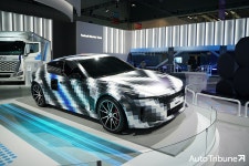 현대 하이드로젠 웨이브, 이동수단 넘어선 수소사회의 비전 제시 < 자동차 < 기사본문 - 오토트리뷴 현대 하이드로젠 웨이브, 이동수단 넘어선... 