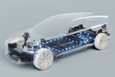 개발기업에 투자 < 업계소식 < 자동차 < 기사본문 - 오토트리뷴 순수 전기차 전환 예고한 볼보, 초고속 배터리 충전기술 개발기업에 투자 - 오토트리뷴