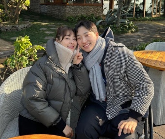 송지은박위, 쏟아진 결혼설에 침묵 깨고 밝힌 입장은? < 연예 < 뉴스 < 기사본문 - 오토트리뷴 