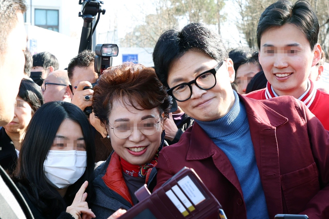 홍준표 대구시장, 한동훈 대표에게 그러지 말고 너도 내려오라 촉구