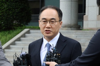 디올 명품백 논란 김건희 여사, 결국 검찰 조사받나 < 정치 < 뉴스 < 기사본문 - 오토트리뷴 