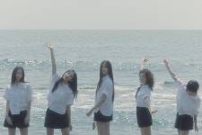 뉴진스, 어도어가 전한 무거운 입장 발표에 팬들 '씁쓸' < 연예 < 이슈 < 기사본문 - 오토트리뷴 "연이은 불참 소식에 결국"...  뉴진스, 어도어가 전한...