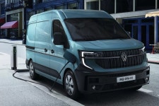 < 업계소식 < 뉴스 < 기사본문 - 오토트리뷴 이러고도 가격이... ... 현대 ST1 vs 르노 마스터, 소상공인의 선택은? - 오토트리뷴