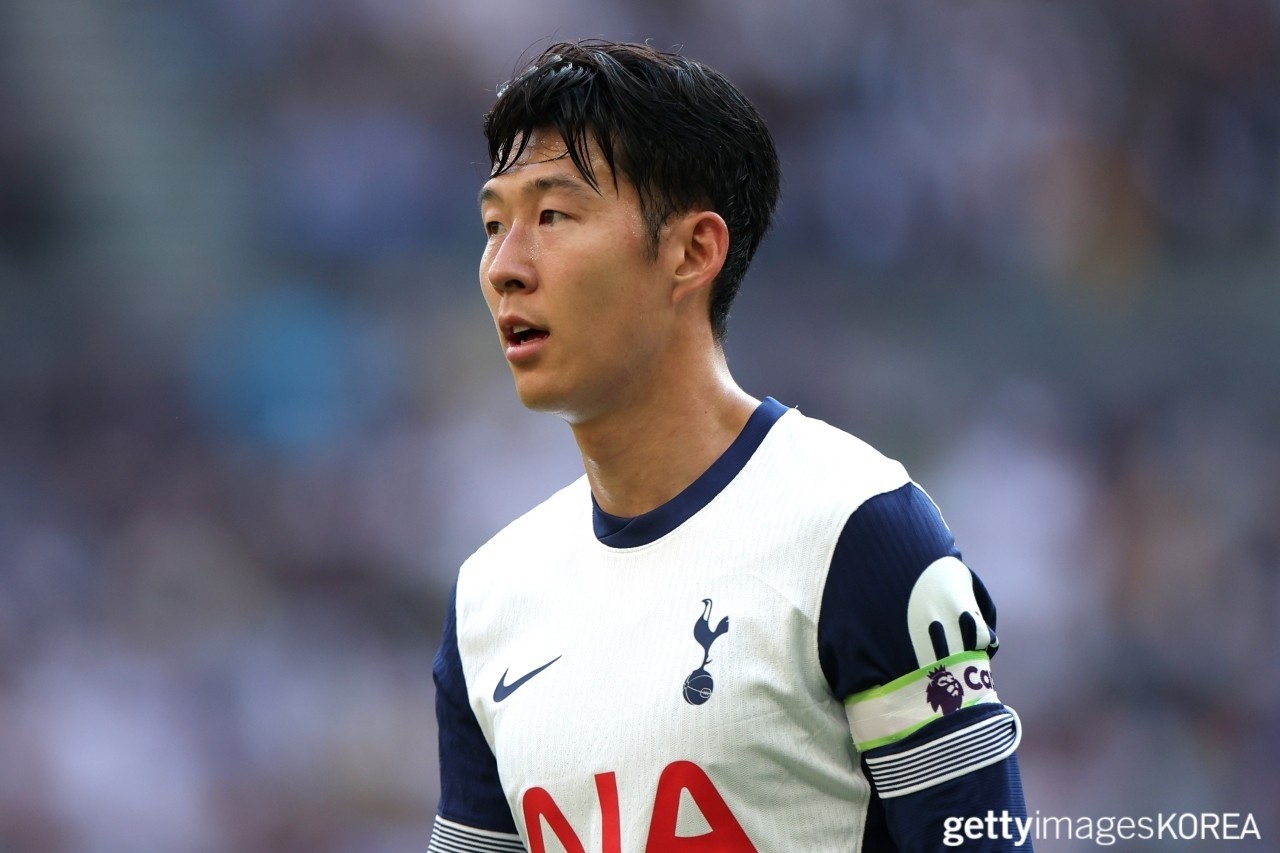 PSG 한국 출신 선수 이강인, 팬으로부터 인종 차별 발언! PSG 팬 영구 제명 결정으로 논란 확산