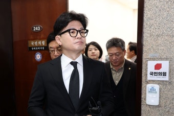 한동훈, 尹 담화문 발표에 “대통령 조기 퇴진 불가피” < 정치 < 기사본문 - 오토트리뷴 한동훈, 尹 담화문 발표에 “대통령 조기 퇴진 불가피”...