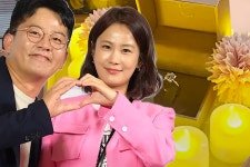 '김준호' 김지민, 프러포즈 반지 가격은? < 연예 < 이슈 < 기사본문 - 오토트리뷴 