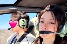 티아라 지연, 비행기에서 훈남과 데이트? < 연예 < 이슈 < 기사본문 - 오토트리뷴 
