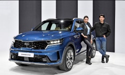 “쏘렌토가 2천만 원대?”… SUV 시장 흔드는 화끈한 KING < 중고차... 오토트리뷴 “쏘렌토가 2천만 원대?”… SUV 시장 흔드는 화끈한... 