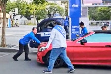 대구시 20대 男, 민주당 유세장 돌진 입건 < 정치 < 뉴스 < 기사본문 - 오토트리뷴 난리도 이런 난리가 없네... 대구시 20대 男, 민주당 유세장... 