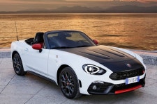 Rebadging Done Right: 2018 Fiat 124 Spider | CarBuzz Rebadging Done Right: 2018 Fiat 124 Spider