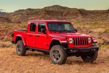 Jeep Tempts Customers With Gladiator Discount | CarBuzz Jeep Tempts Customers With Gladiator Discount