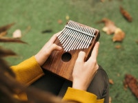 언제 어디서나 힐링악기 칼림바와 함께 마음을 두드려요 준비물 | CLASS101+