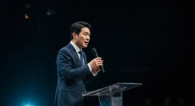 브랜드'가 되는 법 20년차 현직 방송인 정기안의 스피치 전략: 당신의 목소리가 '압도적 브랜드'가 되는 법  | 20년보이스디렉터 정기안