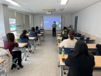 CLASS101 + | [1기] 혼자는 힘드니까! 함께쓰는 경력기술서 챌린지. [1기] 혼자는 힘드니까! 함께쓰는 경력기술서 챌린지. | 로이스코치
