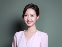 CLASS101 | 13년차 아나운서가 알려주는 나를 돋보이게 만드는 기초 스피치 13년차 아나운서가 알려주는 나를 돋보이게 만드는 기초 스피치... 