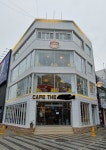 동네 3층짜리 새로연 카페에만 사람 꽉차있네요 : 클리앙