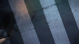 강남역 출근하는 누나.gif