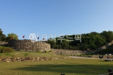 고창, 읍성, castle, 성벽, 성곽길, 사진,이미지,일러스트,캘리그라피 - fiblizo작가 크라우드픽 - 저작권 걱정 없는 상업용 이미지
