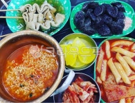 분식음식, 분식, 음식, 떡볶이, 순대, 사진,이미지,일러스트,캘리그라피 - bunny67작가 크라우드픽 - 저작권 걱정 없는 상업용 이미지