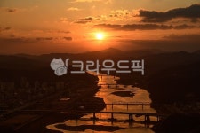 공주연미산, 연미산, 연미산일출, 일출, light, 사진,이미지,일러스트,캘리그라피 - 착강작가 크라우드픽 - 저작권 걱정 없는 상업용 이미지
