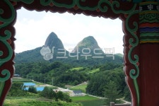 마이산, 마이산휴게소, 마이산의봄, 액자형사진, 명산, 사진,이미지,일러스트,캘리그라피 - doctor lim작가 크라우드픽 - 저작권 걱정 없는... 