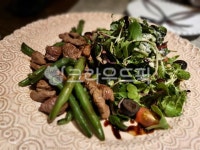 스테이크, 챱스테이크, 레스토랑, 고기, 외식, 사진,이미지,일러스트,캘리그라피 - 하얀마음백구작가 크라우드픽 - 저작권 걱정 없는 상업용 이미지