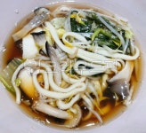 칼국수, 버섯칼국수, 버섯, 면, 면요리, 사진,이미지,일러스트,캘리그라피 - 먹방작가 크라우드픽 - 저작권 걱정 없는 상업용 이미지