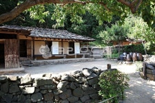 한국민속촌, 민속촌, 너와집, 집, 전통집, 사진,이미지,일러스트,캘리그라피 - 함께사는세상작가 크라우드픽 - 저작권 걱정 없는 상업용 이미지