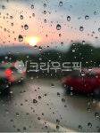빗방울, 비, 도로, 창문, 창, 사진,이미지,일러스트,캘리그라피 - DREAMMAKER작가 크라우드픽 - 저작권 걱정 없는 상업용 이미지