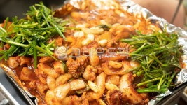 양념볶음, 곰장어볶음, 양념요리, 철판구이, 씨푸드, 사진,이미지,일러스트,캘리그라피 - 다정금지작가 크라우드픽 - 저작권 걱정 없는 상업용 이미지