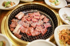 수원왕갈비, 왕갈비, 소갈비, 생갈비, 갈비, 사진,이미지,일러스트,캘리그라피 - 이빠이오빠작가 크라우드픽 - 저작권 걱정 없는 상업용 이미지