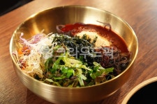 막국수, 메밀막국수, 춘천막국수, 면, 면음식, 사진,이미지,일러스트,캘리그라피 - 맛있는 사진작가 크라우드픽 - 저작권 걱정 없는 상업용 이미지