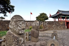 하루방, 남문, 성읍민속마을, 제주, 민속촌, 사진,이미지,일러스트,캘리그라피 - Deep bLUE작가 크라우드픽 - 저작권 걱정 없는 상업용 이미지