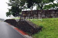 서귀진지, 솔동산, 솔동산서귀진지, 서귀진지성벽, 성벽, 사진,이미지,일러스트,캘리그라피 - 순간순간작가 크라우드픽 - 저작권 걱정 없는 상업용... 