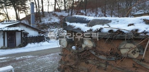 자연, 건물, 황토담장, 눈, 나무집, 사진,이미지,일러스트,캘리그라피 - Nphseo59작가 크라우드픽 - 저작권 걱정 없는 상업용 이미지