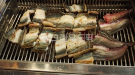 장어, 요리, food, 구이, 바비큐, 사진,이미지,일러스트,캘리그라피 - 얼려먹는하임작가 크라우드픽 - 저작권 걱정 없는 상업용 이미지