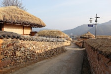 하회마을, 초가집, 초가, 전통집, 집, 사진,이미지,일러스트,캘리그라피 - 함께사는세상작가 크라우드픽 - 저작권 걱정 없는 상업용 이미지