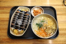 김밥, 교리김밥, 계란김밥, 분식, 국수, 사진,이미지,일러스트,캘리그라피 - 늑돌이작가 크라우드픽 - 저작권 걱정 없는 상업용 이미지