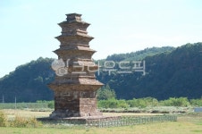 국보, 보물, 봉감모전, 오층석탑, 5층석탑, 사진,이미지,일러스트,캘리그라피 - fcwinning작가 크라우드픽 - 저작권 걱정 없는 상업용 이미지