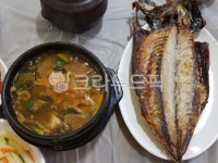 된장찌게, 고등어구이, 식사, 요리, 한식, 사진,이미지,일러스트,캘리그라피 - ajinpoto작가 크라우드픽 - 저작권 걱정 없는 상업용 이미지