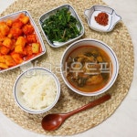 한식, 밥상, 한상차림, 소고기국밥, 국밥, 사진,이미지,일러스트,캘리그라피 - Nsuzin07작가 크라우드픽 - 저작권 걱정 없는 상업용 이미지
