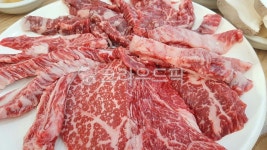 한우, 한국소, 국내산, 한우모듬, 소고기, 사진,이미지,일러스트,캘리그라피 - 연두빛사랑찾아작가 크라우드픽 - 저작권 걱정 없는 상업용 이미지