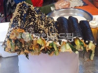 김밥, 분식, food, roll, kimbap, 사진,이미지,일러스트,캘리그라피 - Nmeegoreng2작가 크라우드픽 - 저작권 걱정 없는 상업용 이미지