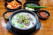 돼지고기, 한식, 한국음식, 식당, 김치, 사진,이미지,일러스트,캘리그라피 - 포토비작가 크라우드픽 - 저작권 걱정 없는 상업용 이미지