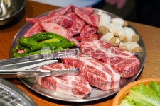 목살, 돼지고기, 이베리코, 이베리코목살, 마블링, 사진,이미지,일러스트,캘리그라피 - 톤앤매너작가 크라우드픽 - 저작권 걱정 없는 상업용 이미지