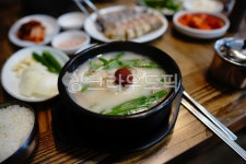 순댓국, 국밥, 한국음식, k푸드, 순대, 사진,이미지,일러스트,캘리그라피 - kouno작가 크라우드픽 - 저작권 걱정 없는 상업용 이미지