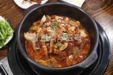 갈비, 갈비찜, 매운갈비찜, 낙지갈비찜, 음식, 사진,이미지,일러스트,캘리그라피 - 하느바리기작가 크라우드픽 - 저작권 걱정 없는 상업용 이미지