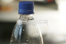 물방울, 감성, 액체, 물, 병, 사진,이미지,일러스트,캘리그라피 - pb이로작가 크라우드픽 - 저작권 걱정 없는 상업용 이미지